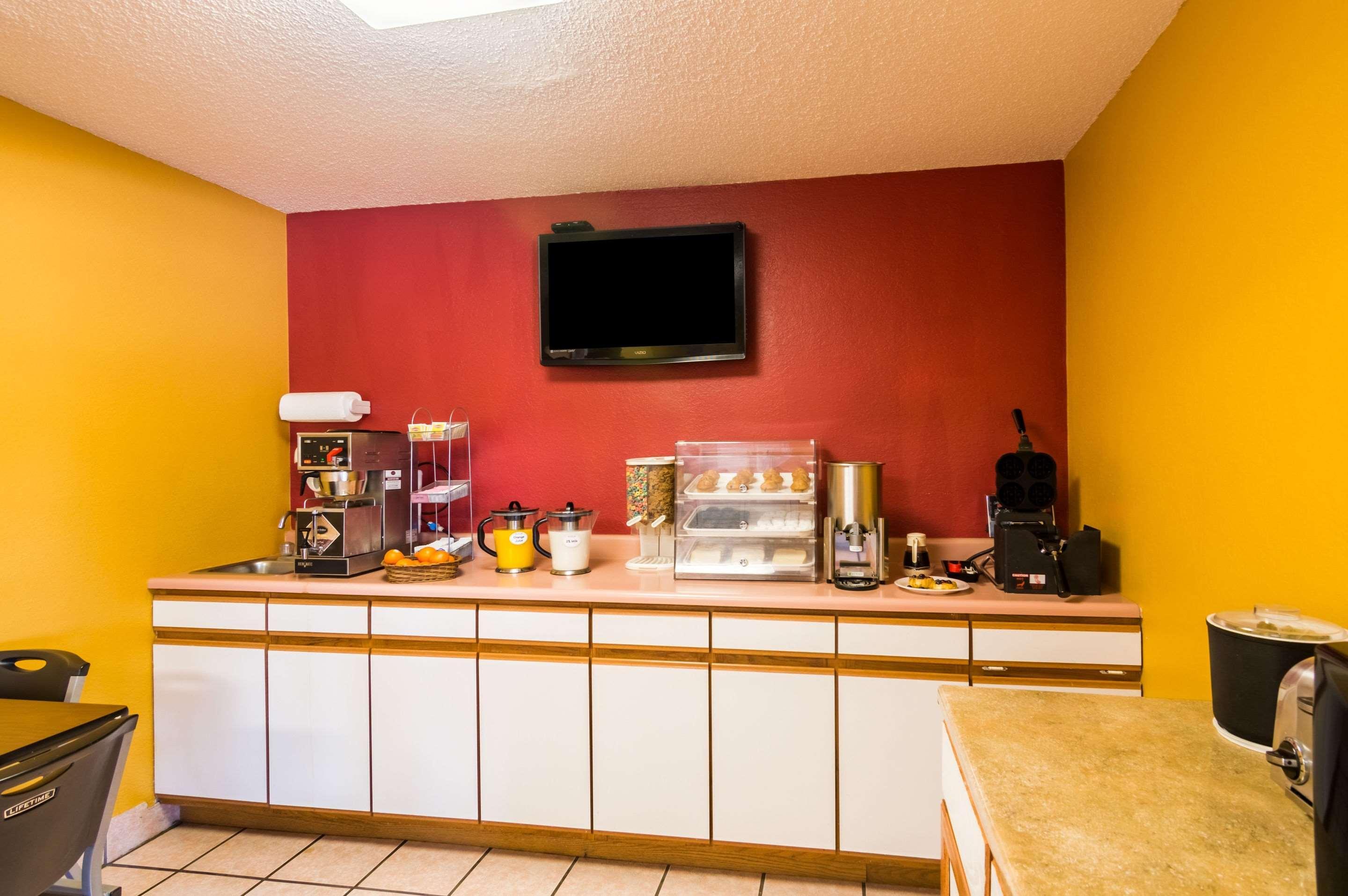 Econo Lodge Dumas Exterior photo